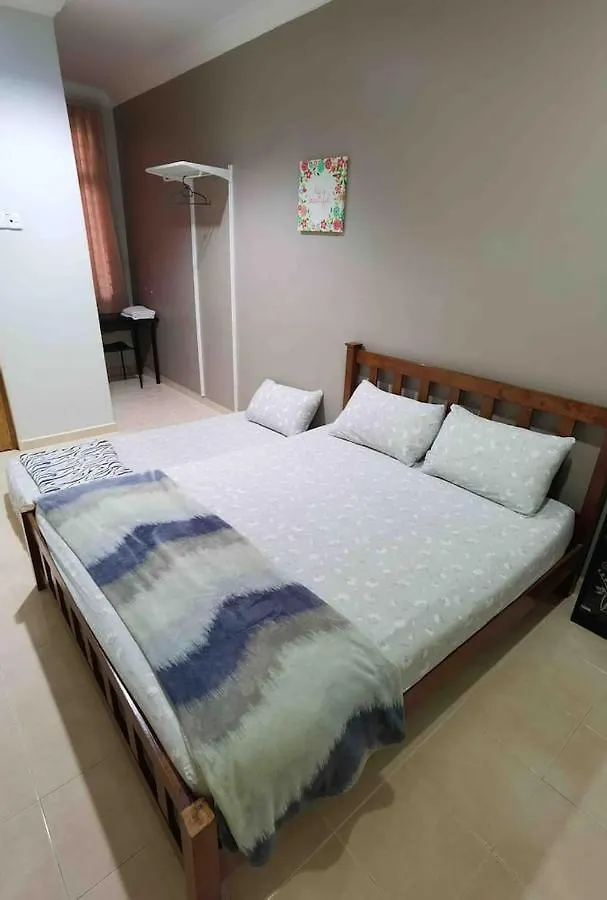Homestay Pulai Indah Τζόχορ Μπάχρου 0*,  Μαλαισία