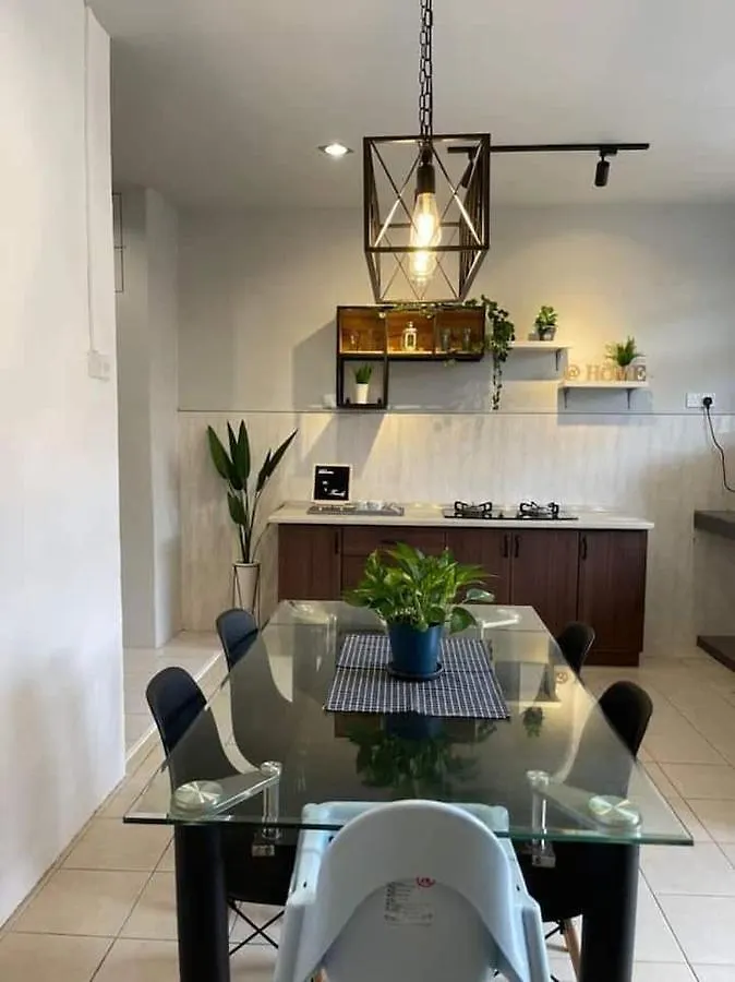 Homestay Pulai Indah Τζόχορ Μπάχρου Μαλαισία
