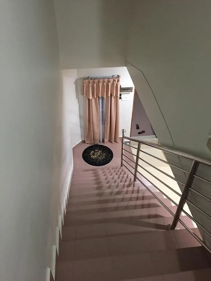 Homestay Pulai Indah Τζόχορ Μπάχρου